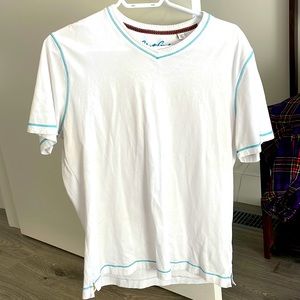 Robert Graham Classic White V Neck T shirt with blue trim.